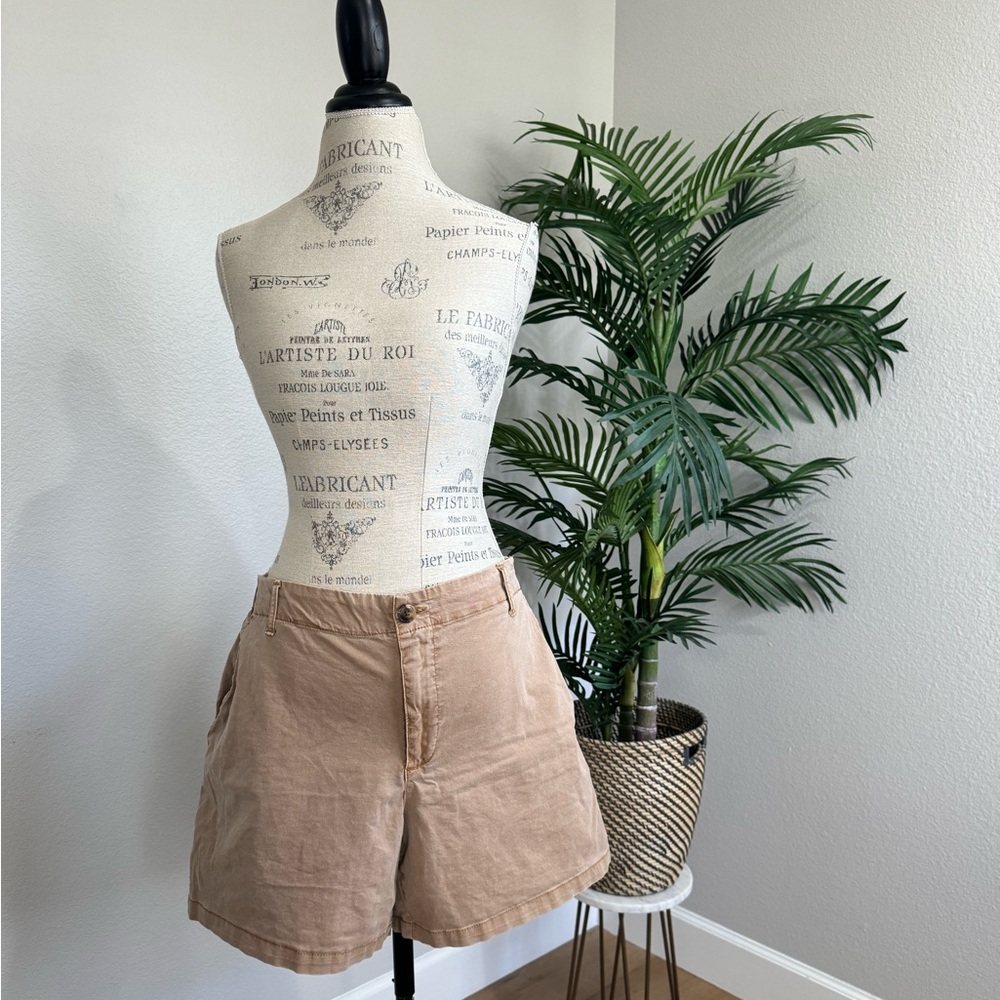 High Waisted Khaki Short